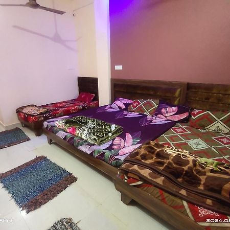 Deviksha Home Stay Ujjain Bagian luar foto