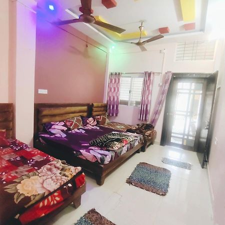 Deviksha Home Stay Ujjain Bagian luar foto