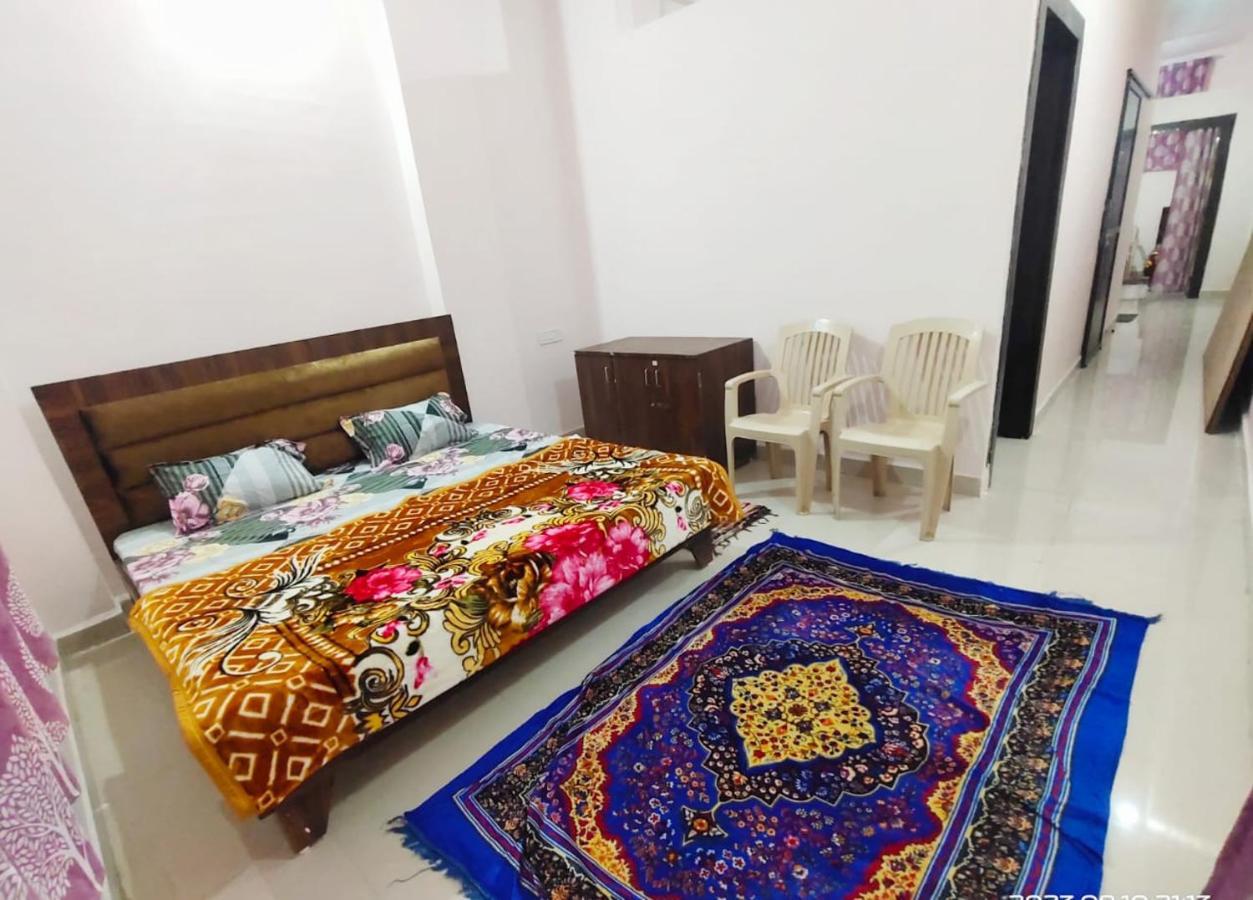 Deviksha Home Stay Ujjain Bagian luar foto