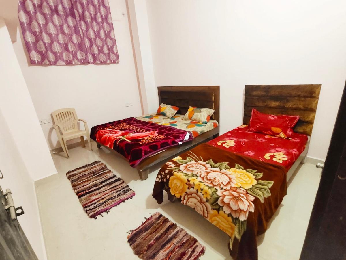 Deviksha Home Stay Ujjain Bagian luar foto