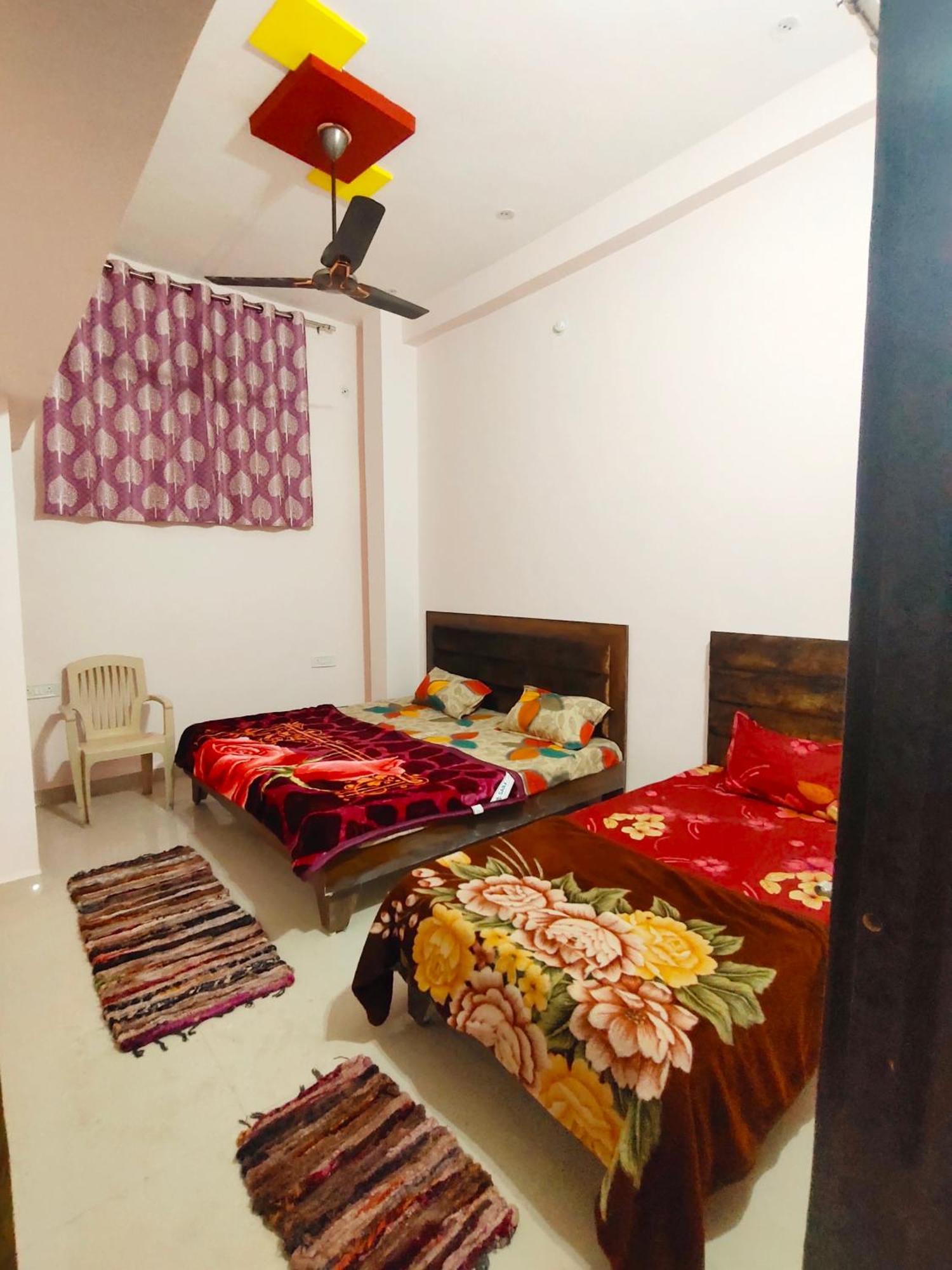Deviksha Home Stay Ujjain Bagian luar foto