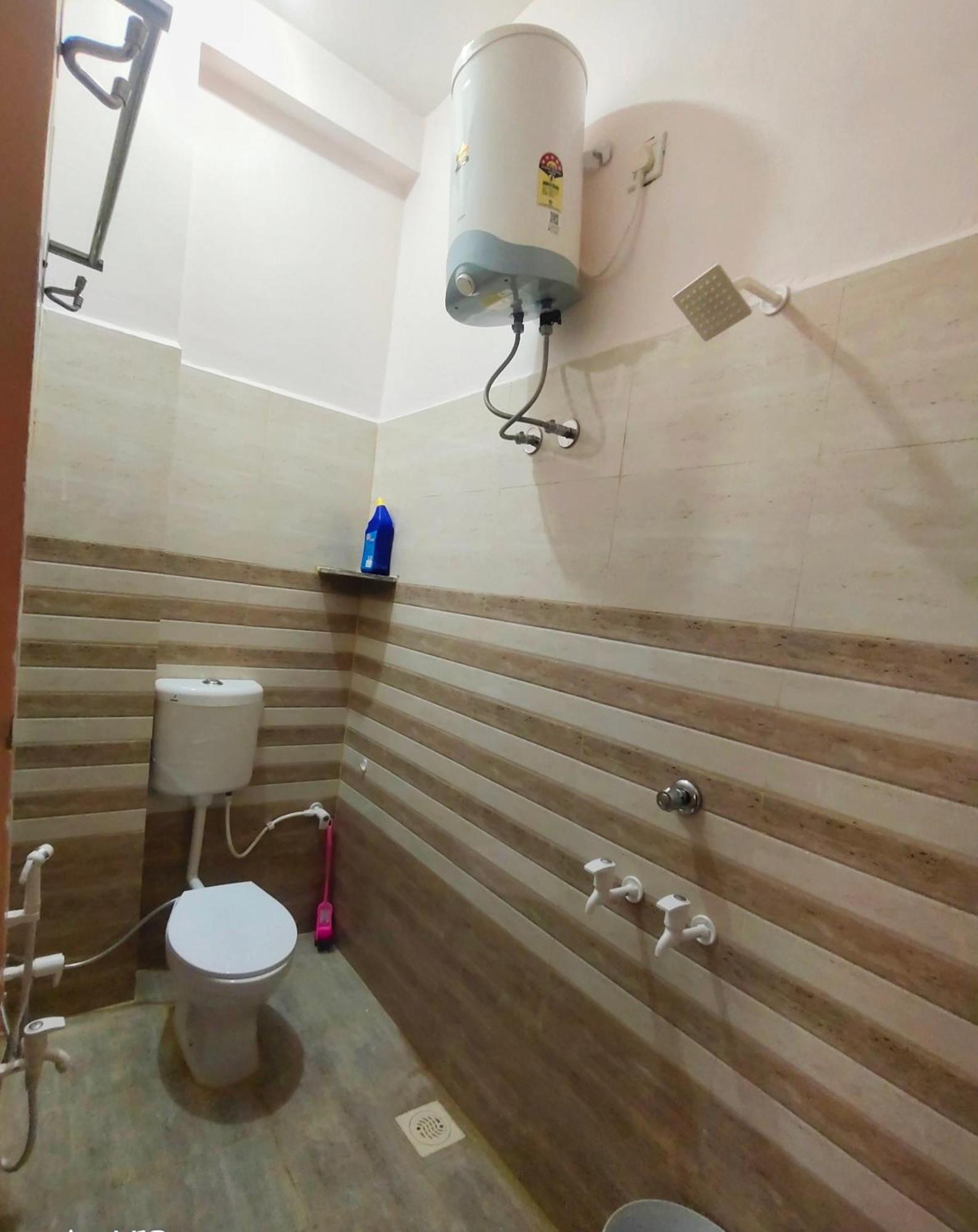 Deviksha Home Stay Ujjain Bagian luar foto